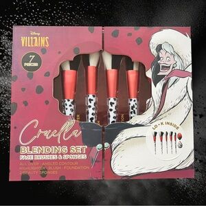 Disney Villains Cruella Makeup Brush and Blending Set - Red and Black